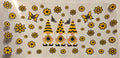 GNOMES WITH DAISYS