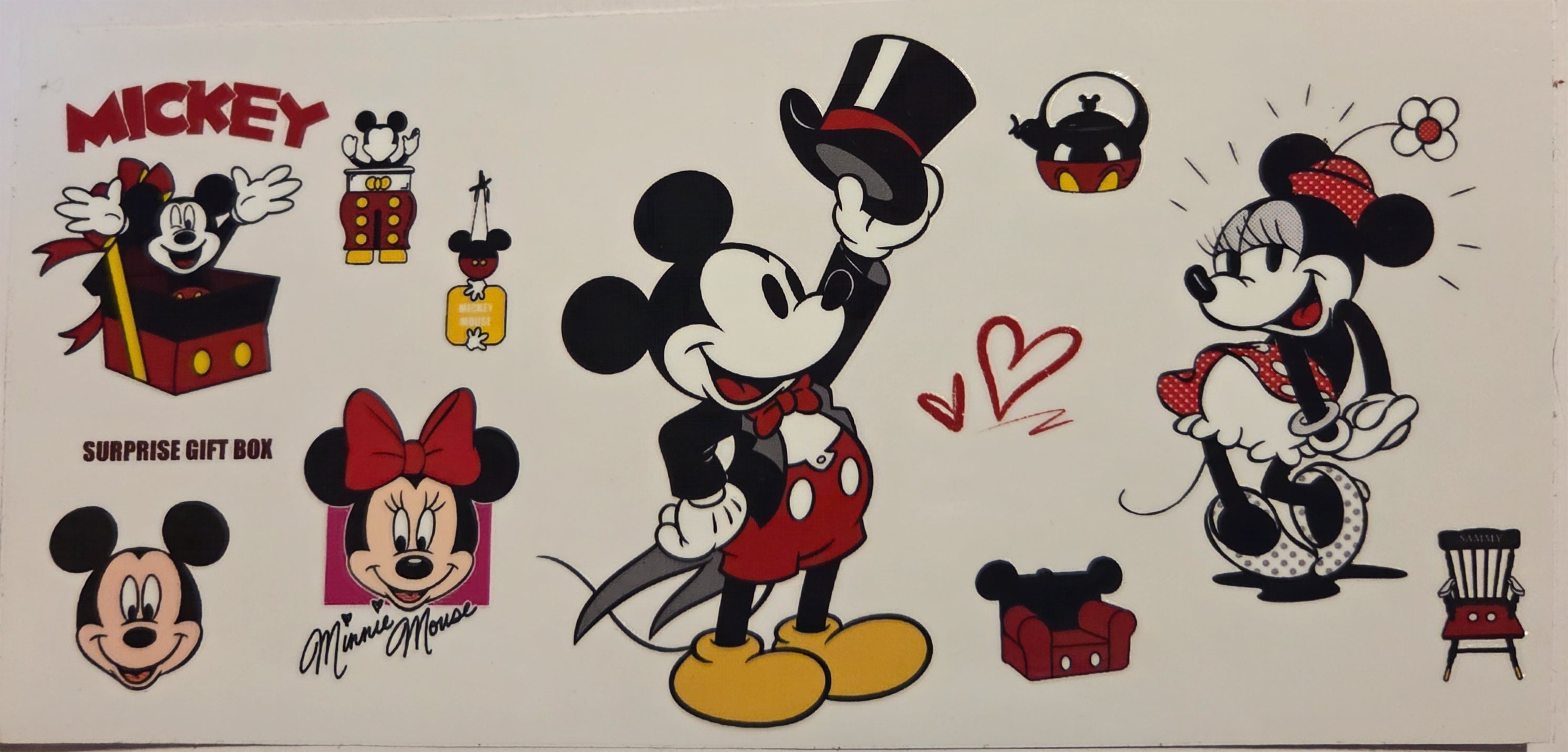 MICKEY AND MINNIE MOUSE