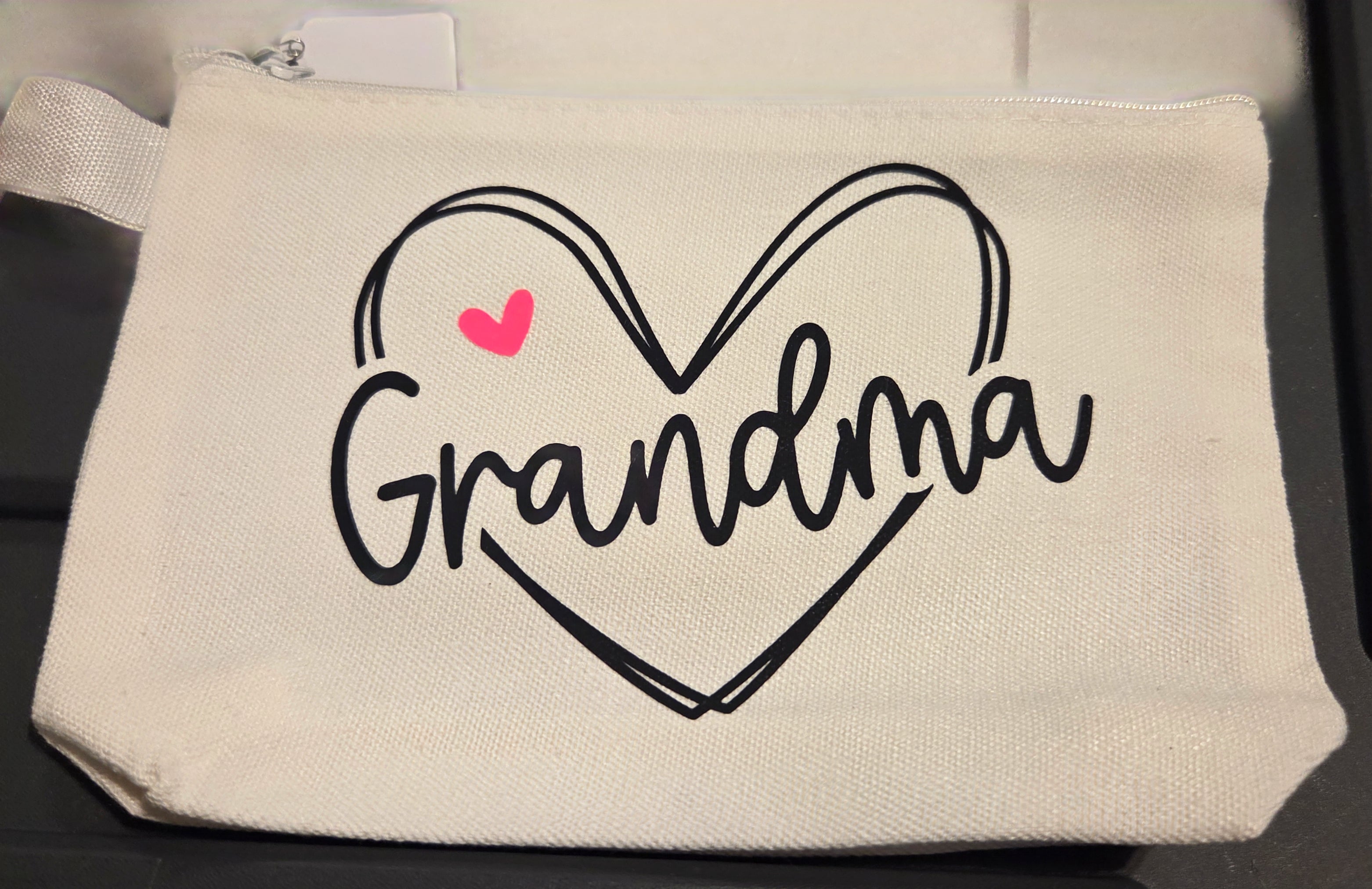 GRANDMA ZIPPER POUCH