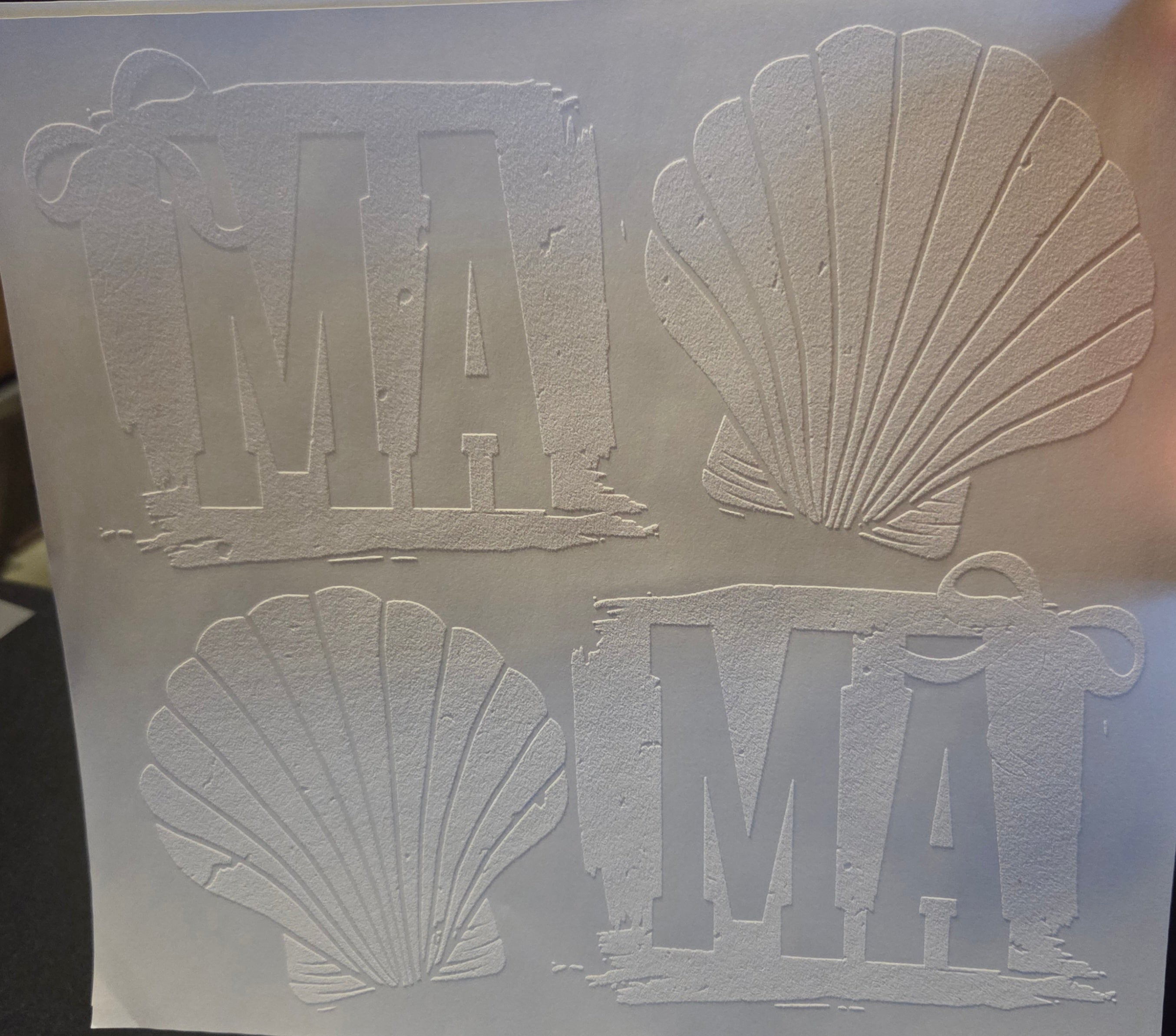 MAMA WITH SHELLS