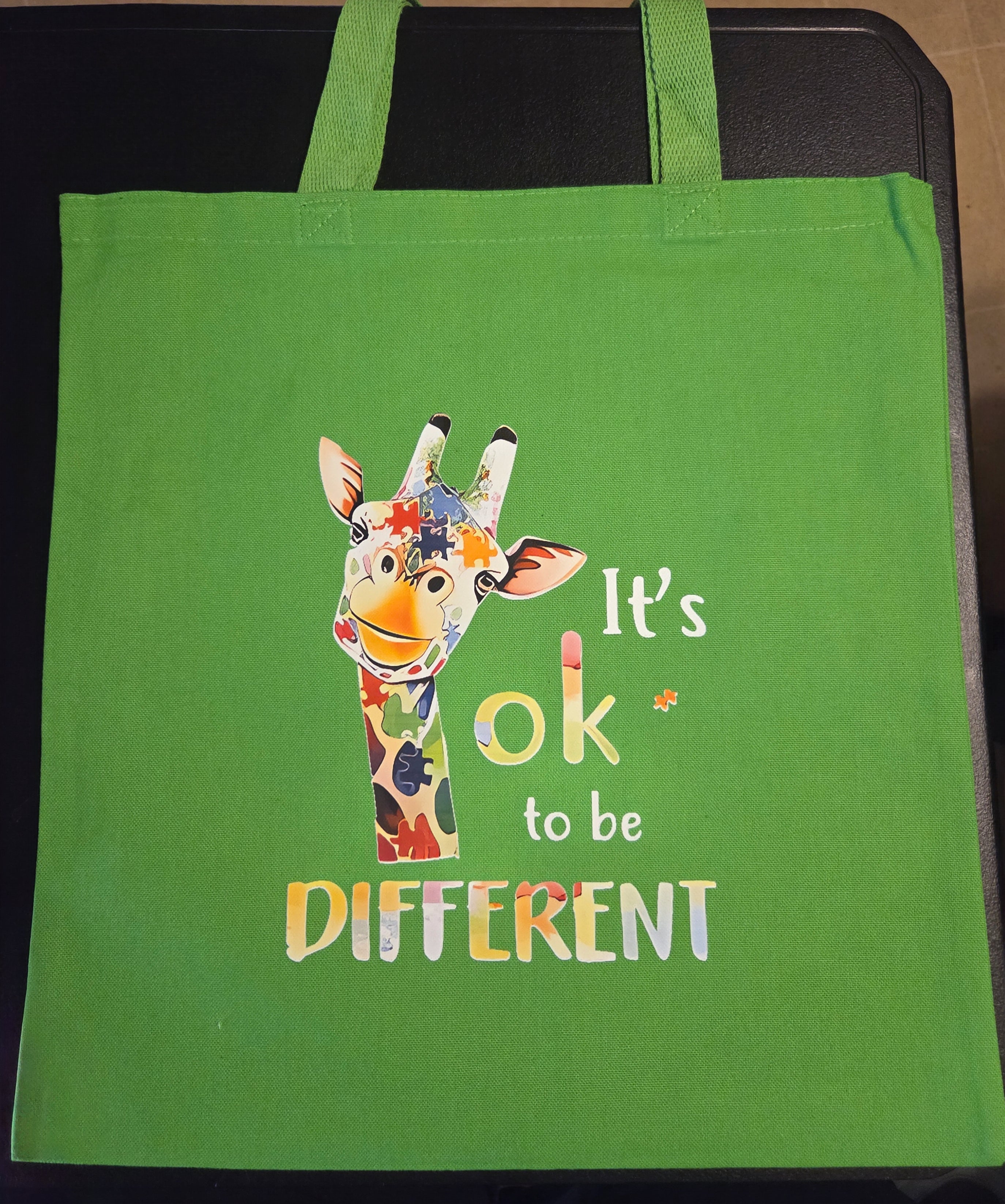 IT'S OK TO BE DIFFERENT (GREEN BAG)