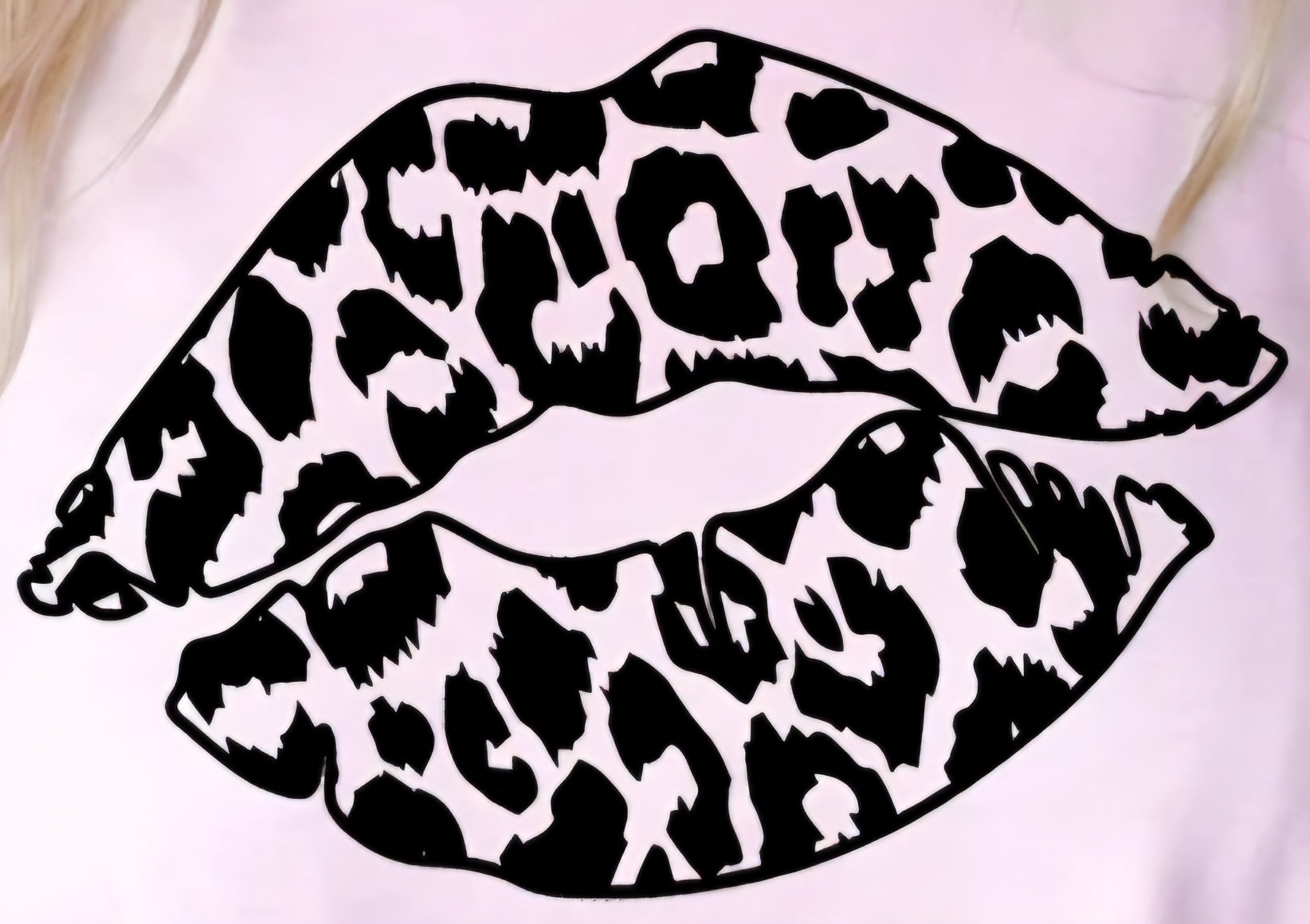 CHEETAH LIPS