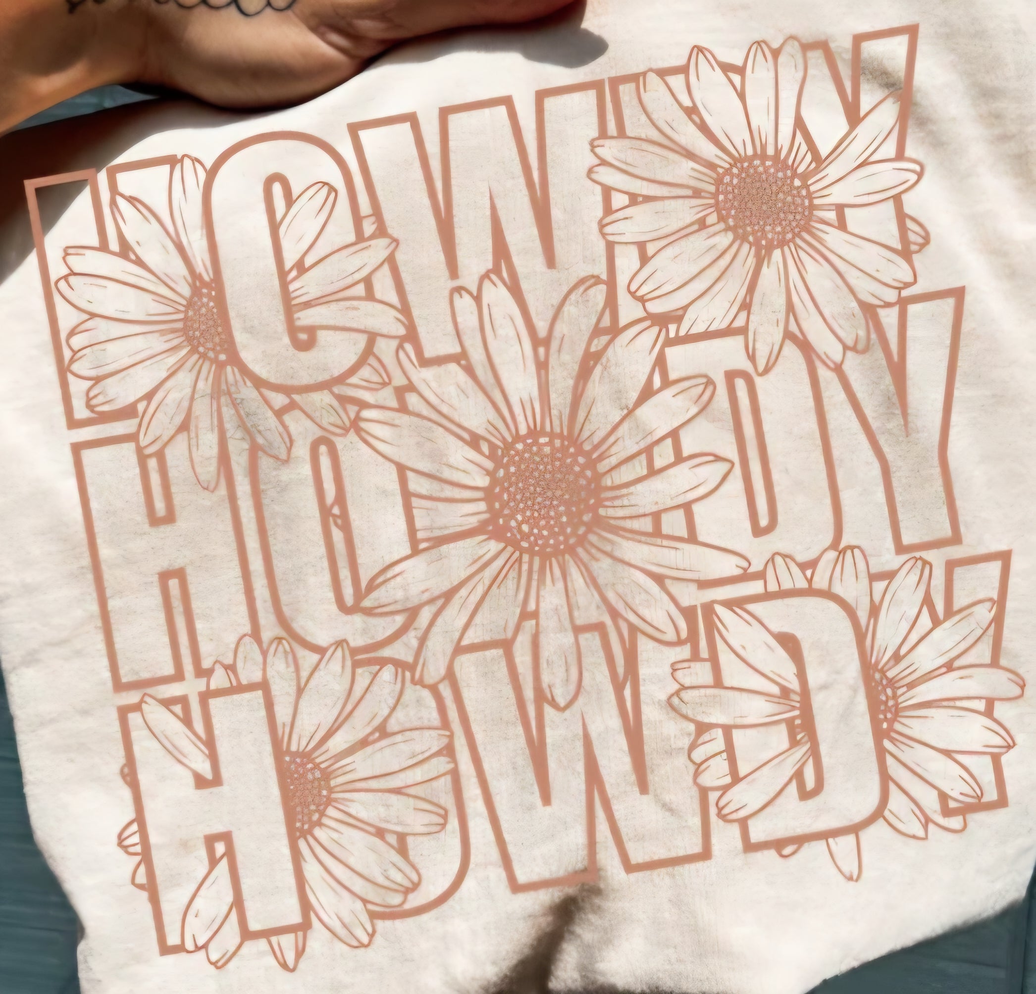 HOWDY WITH FLOWERS